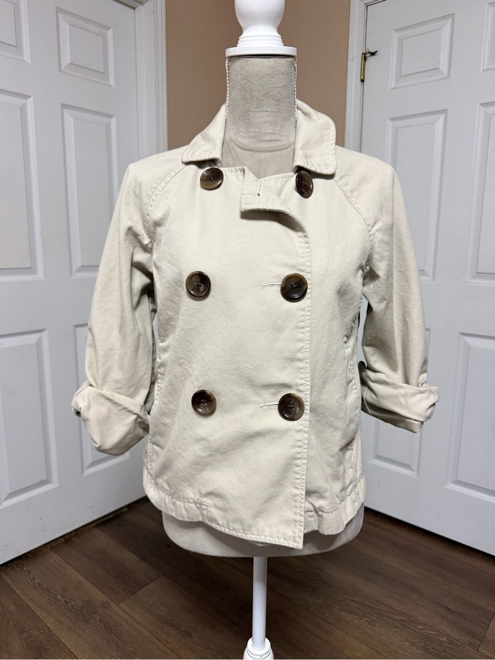 ❤️Old Navy beige jacket size small